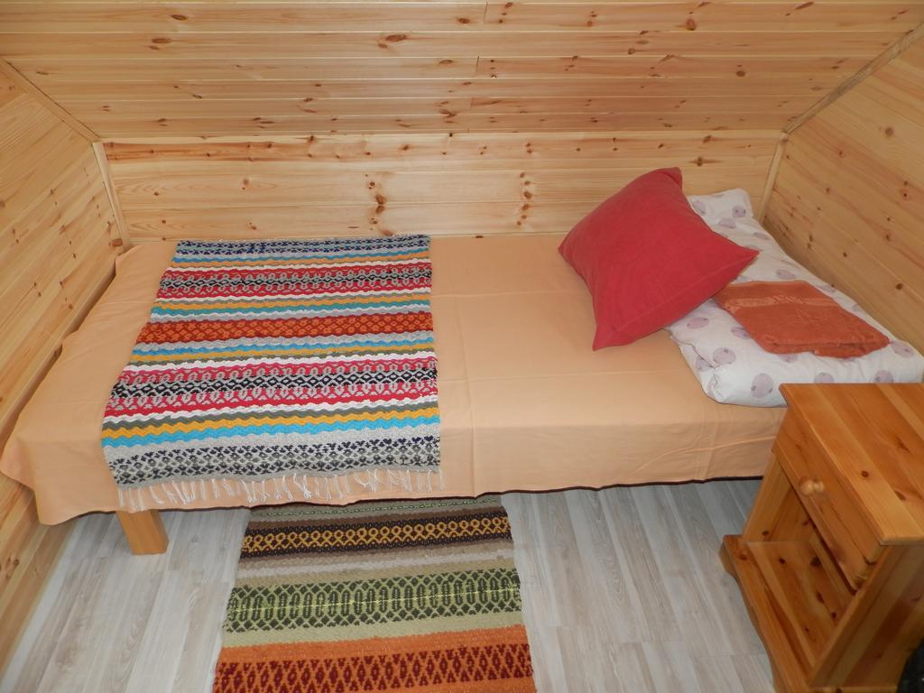 Ala-Laugu Holiday Home Leisi Dış mekan fotoğraf