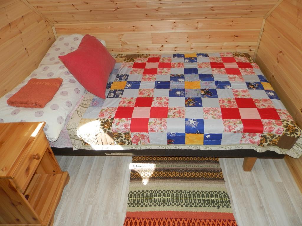 Ala-Laugu Holiday Home Leisi Dış mekan fotoğraf