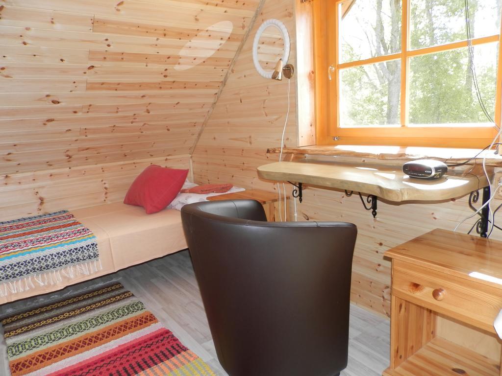 Ala-Laugu Holiday Home Leisi Dış mekan fotoğraf