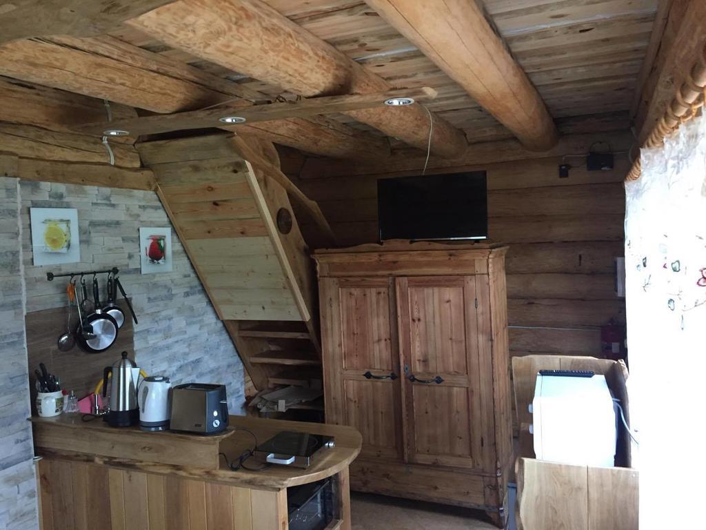Ala-Laugu Holiday Home Leisi Dış mekan fotoğraf