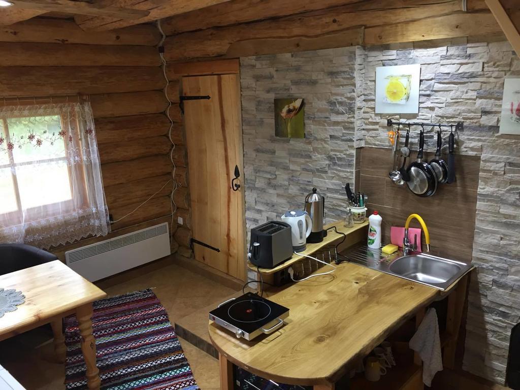 Ala-Laugu Holiday Home Leisi Dış mekan fotoğraf