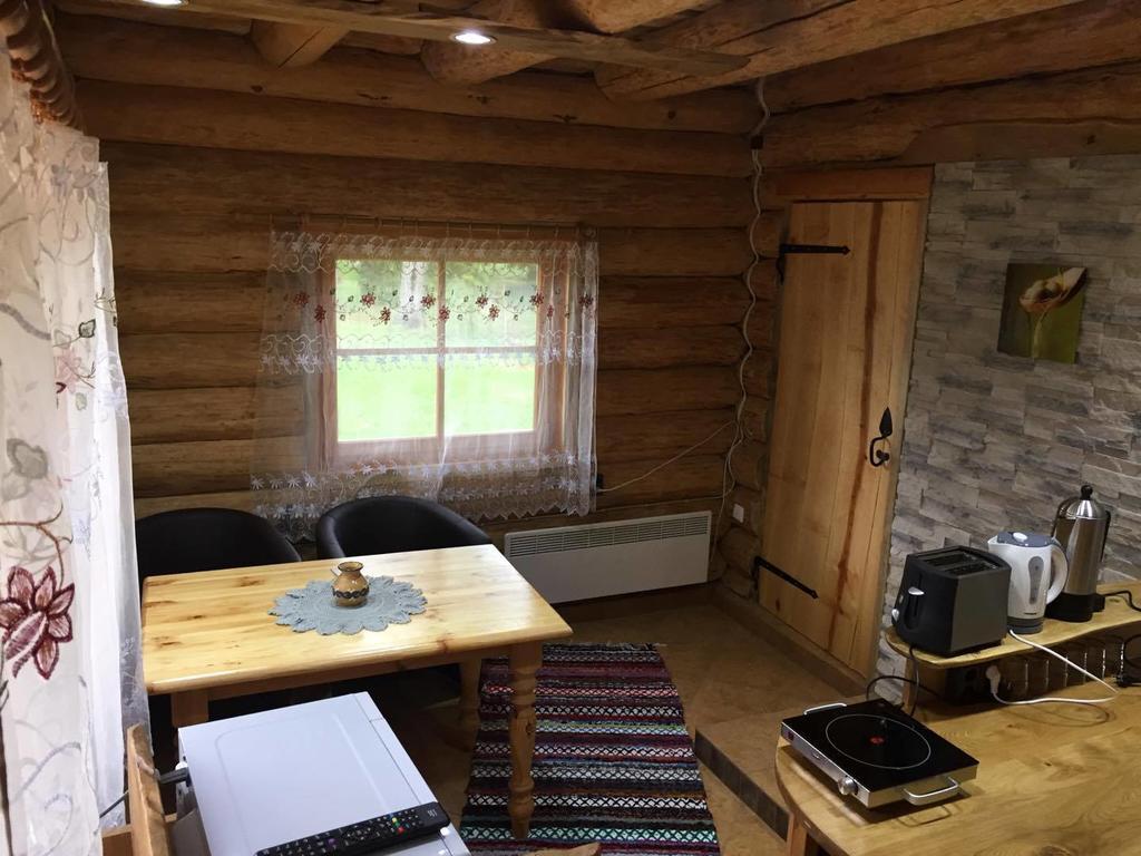 Ala-Laugu Holiday Home Leisi Dış mekan fotoğraf