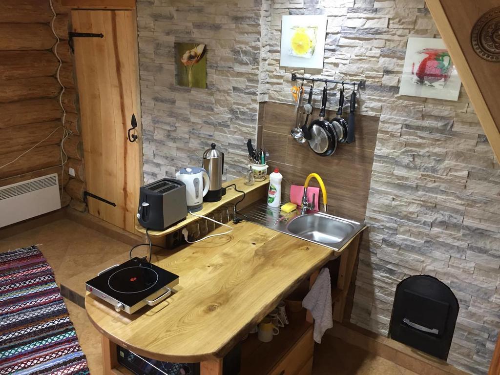Ala-Laugu Holiday Home Leisi Dış mekan fotoğraf